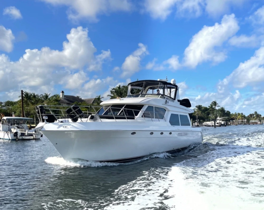 Navigator 5400 Yacht For Sale