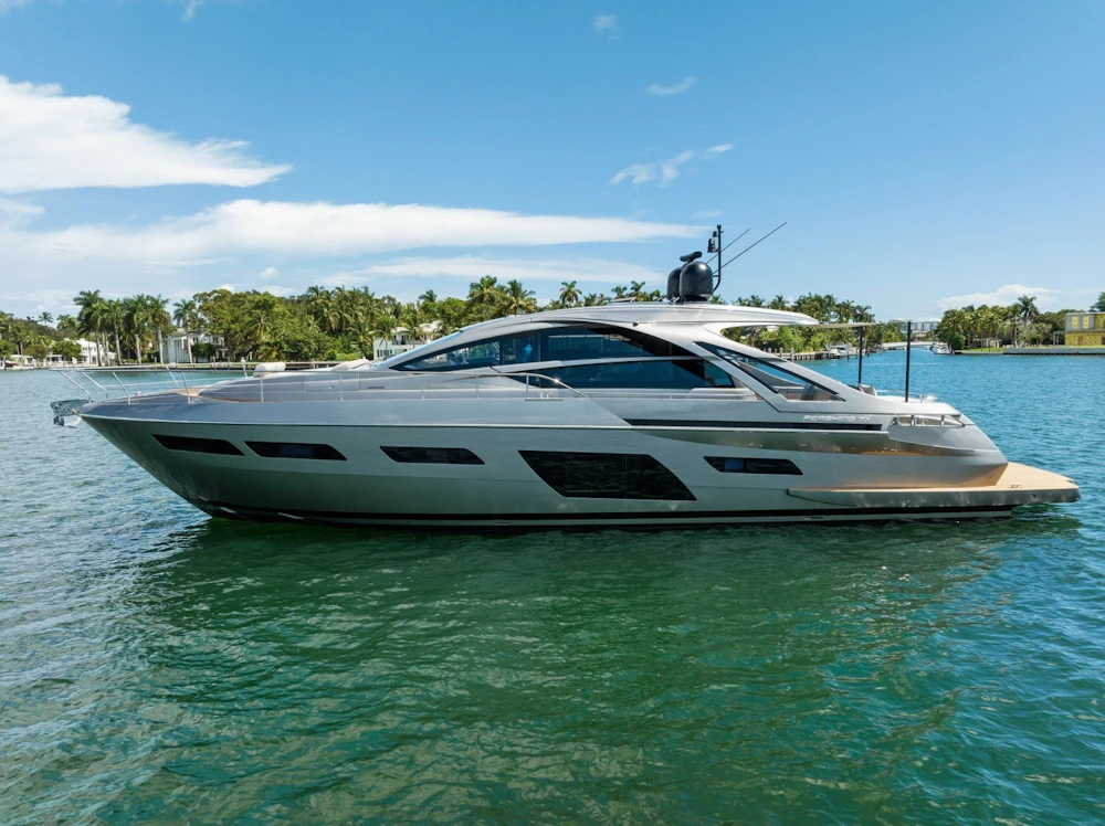 Pershing 7X Yacht For Sale