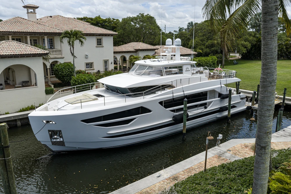 Horizon FD85 Yacht For Sale