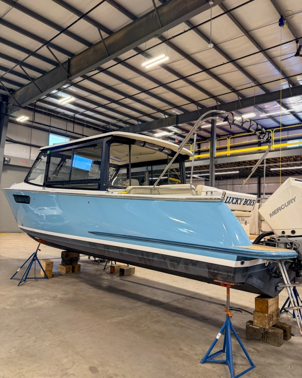 MJM 3 Yacht For Sale