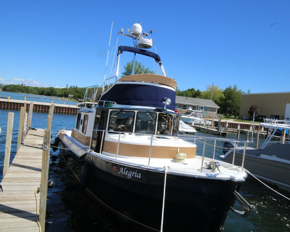 Ranger Tugs R-31CB Yacht For Sale