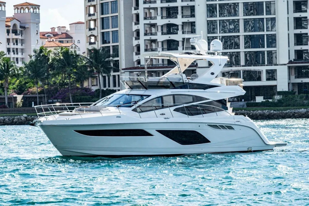 Sea Ray L550 Fly Yacht For Sale