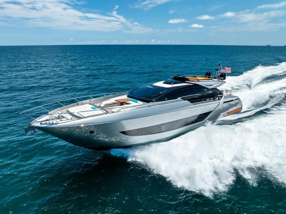 Riva Folgore Yacht For Sale