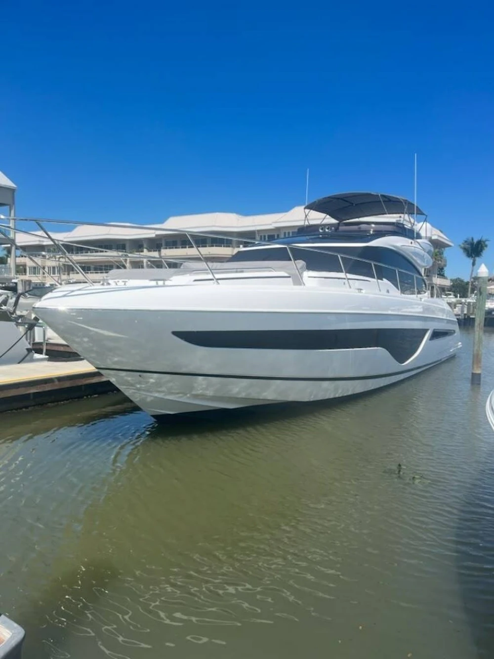 Princess S66 Sportbridge Yacht For Sale