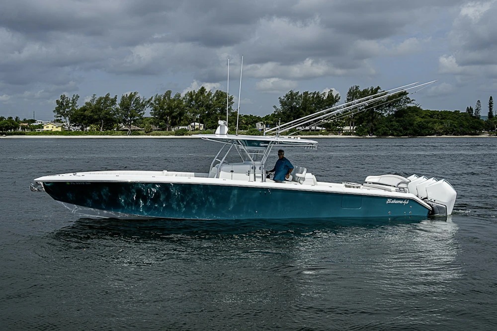 Bahama Center Console Yacht For Sale
