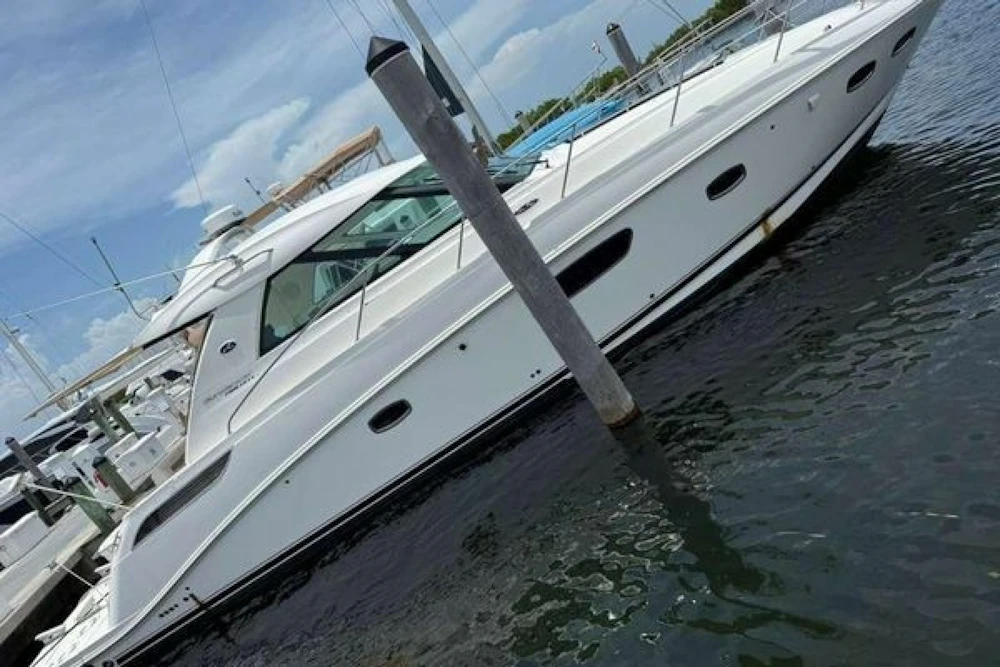 Sea Ray 450 Sundancer Yacht For Sale