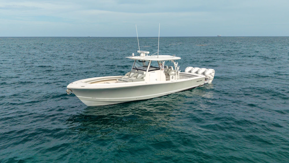 Regulator 41 Yacht For Sale