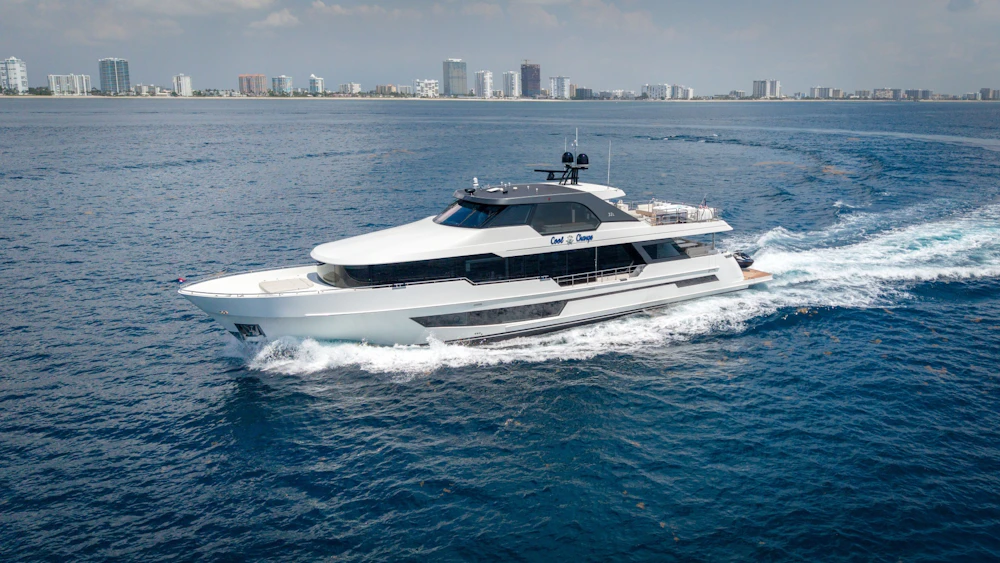 Ocean Alexander 32L Yacht For Sale