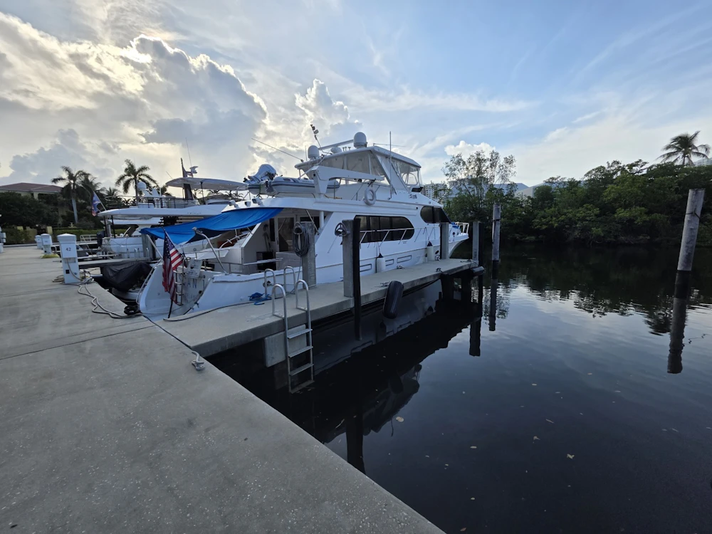 Ocean Alexander 60 Trawler Yacht For Sale
