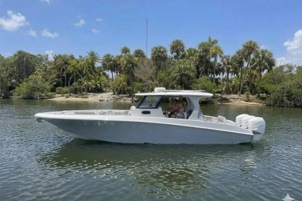 Fountain 38 SCX Yacht For Sale