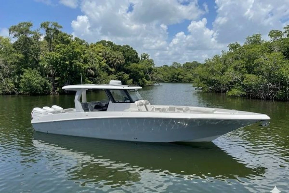 Fountain 38 SCX Yacht For Sale