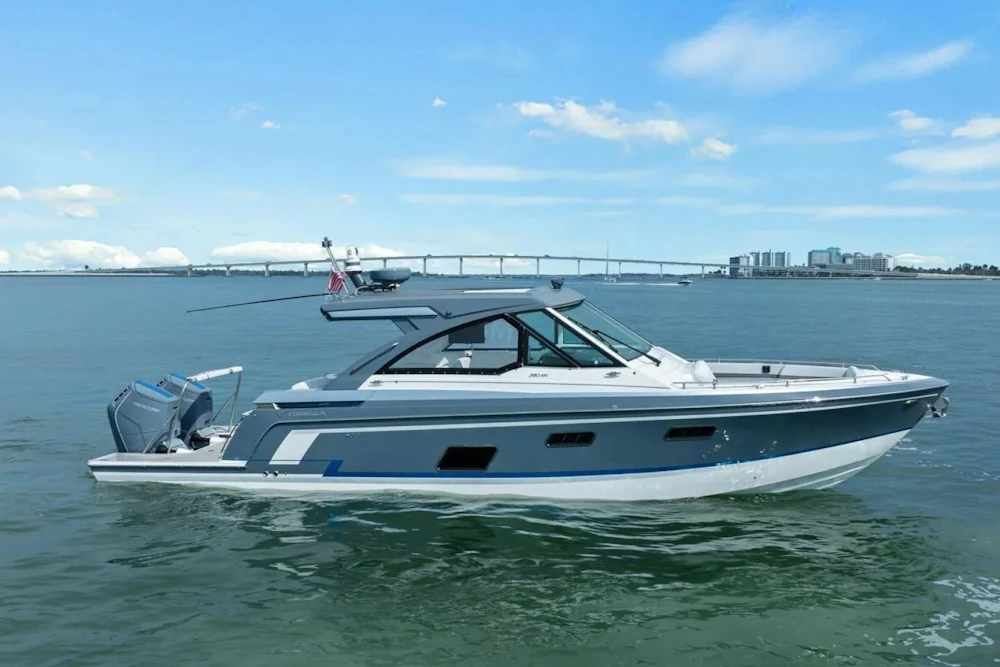 Formula  Yacht For Sale