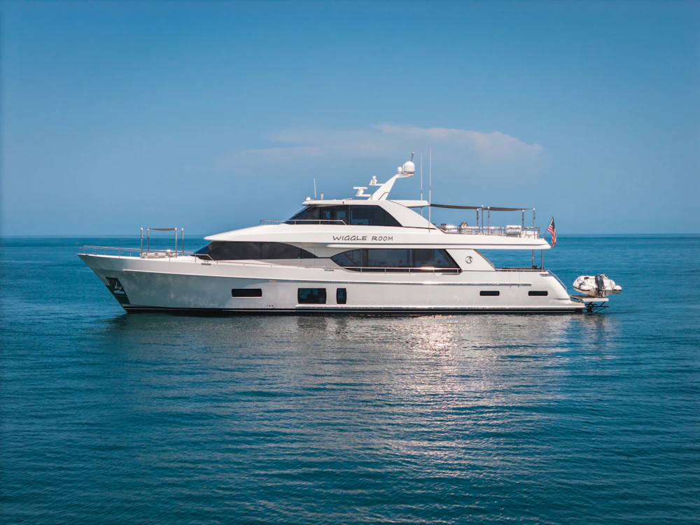 Ocean Alexander 100 MY Yacht For Sale