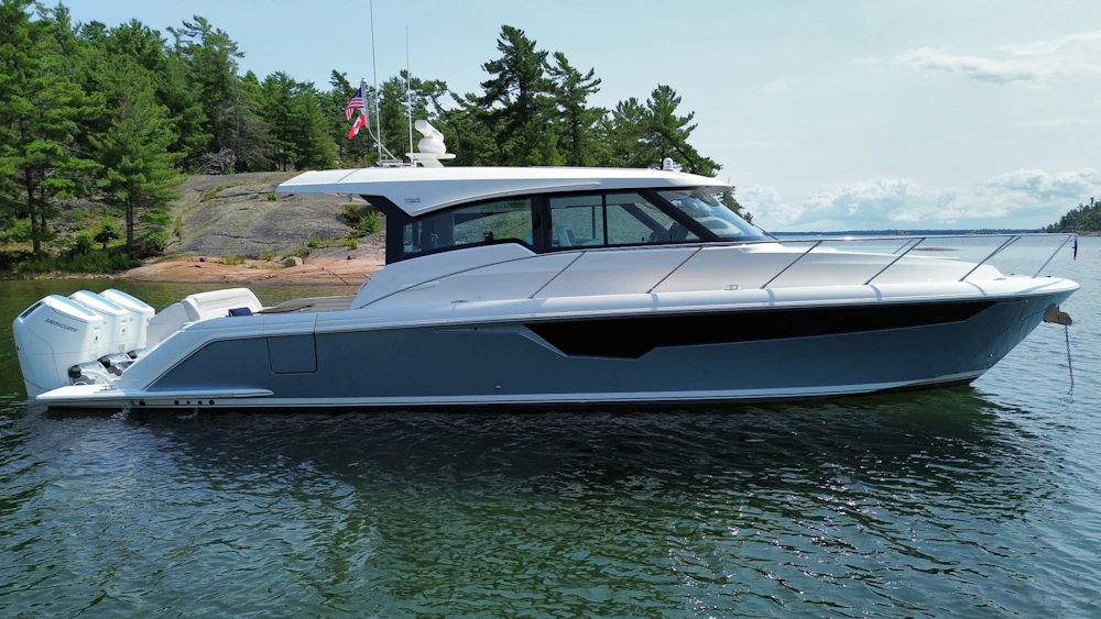 Tiara Yachts 48 LE Yacht For Sale