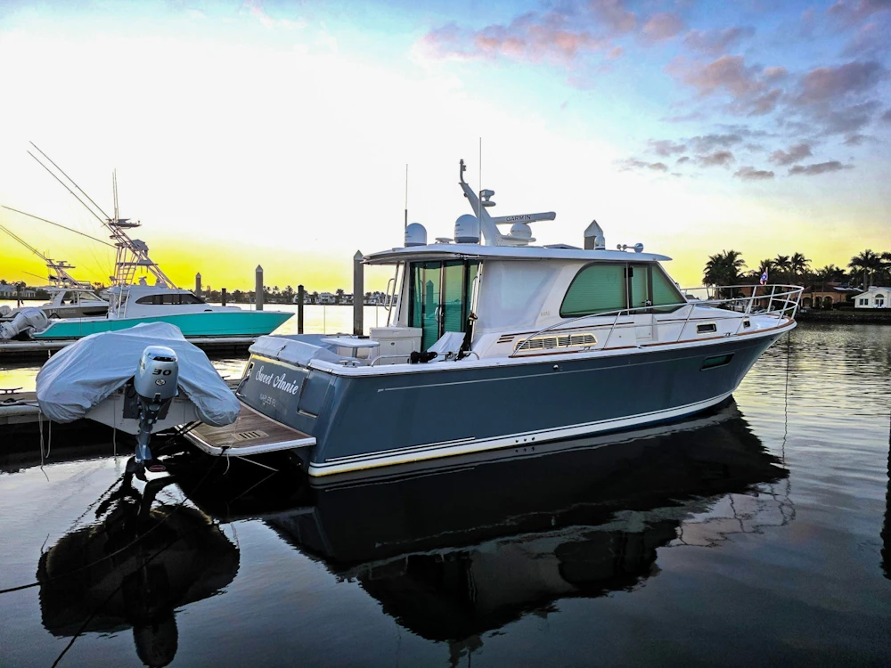 Sabre 43 Salon Express Yacht For Sale