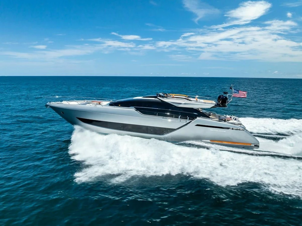Riva Folgore Yacht For Sale