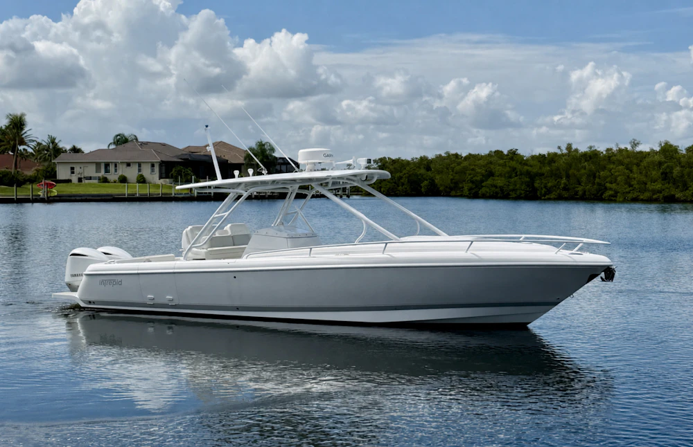 Intrepid 327 Cuddy 2020 Yacht For Sale
