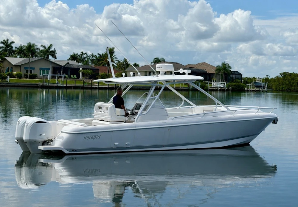 Intrepid 327 Cuddy 2020 Yacht For Sale