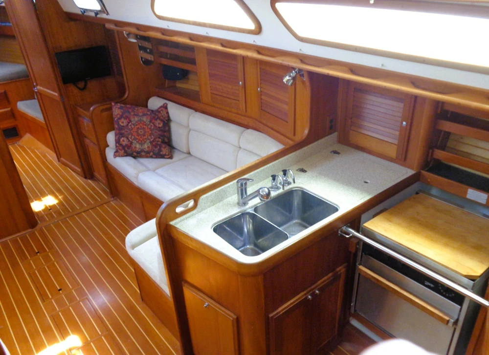 Sabre 426 Yacht For Sale
