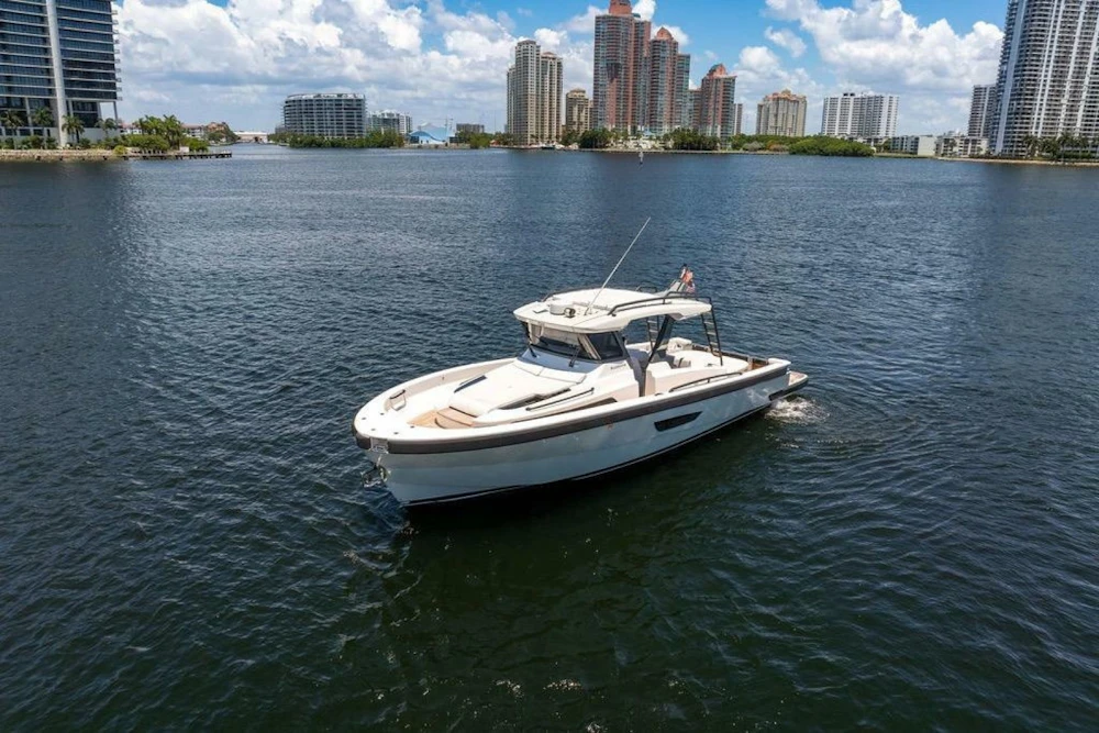 Bluegame BG 42 Yacht For Sale