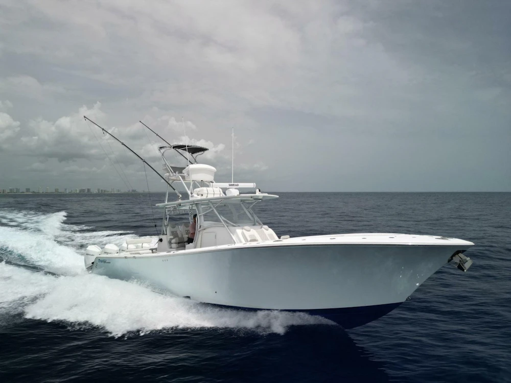 Front Runner 39 Center Console Yacht For Sale