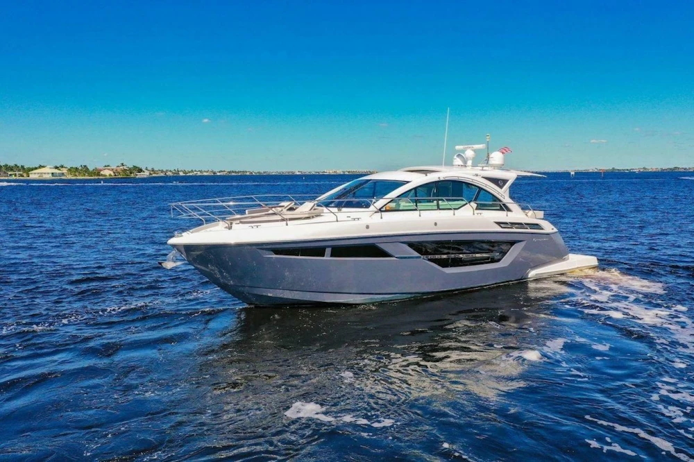 Cruisers Yachts 50 Cantius Yacht For Sale