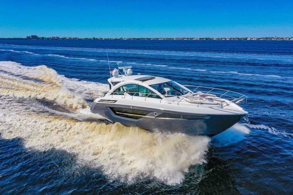 Cruisers Yachts 50 Cantius Yacht For Sale