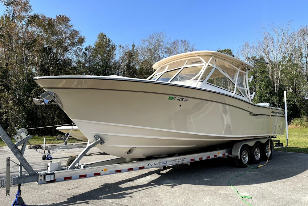 Grady-White Freedom 307 Yacht For Sale