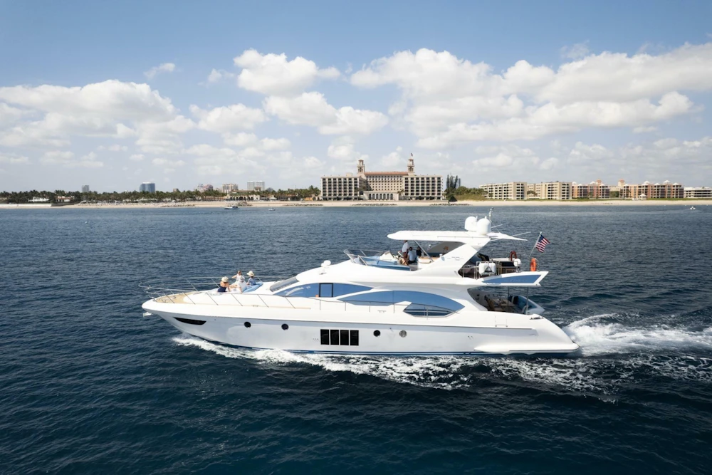 Azimut 70 Yacht For Sale