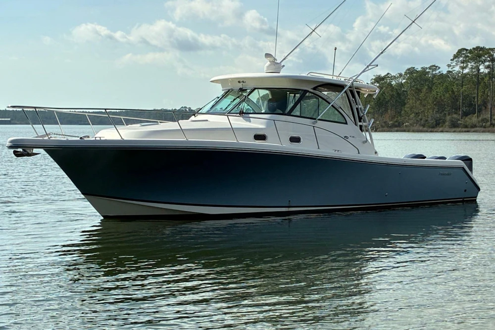 Pursuit OS 375 Offshore Yacht For Sale