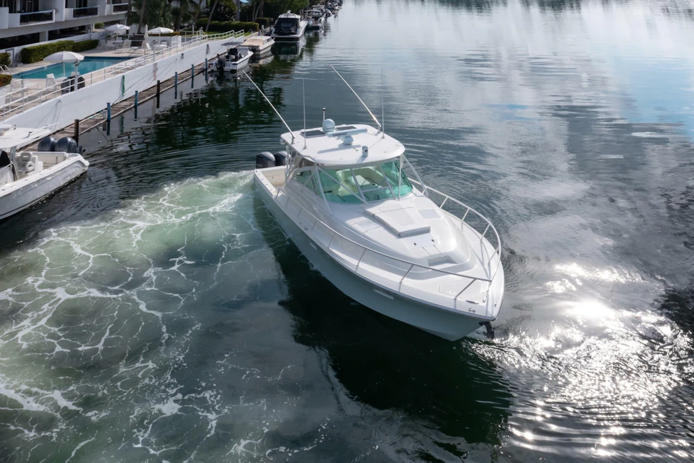 SeaVee 430 Sportfish Express Yacht For Sale