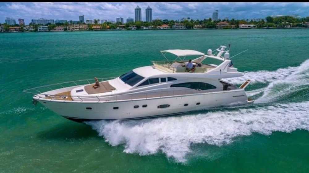 Ferretti Yachts 680 Yacht For Sale