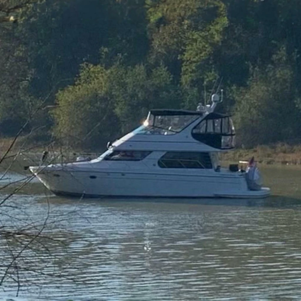 Carver 450 Voyager Pilothouse Yacht For Sale