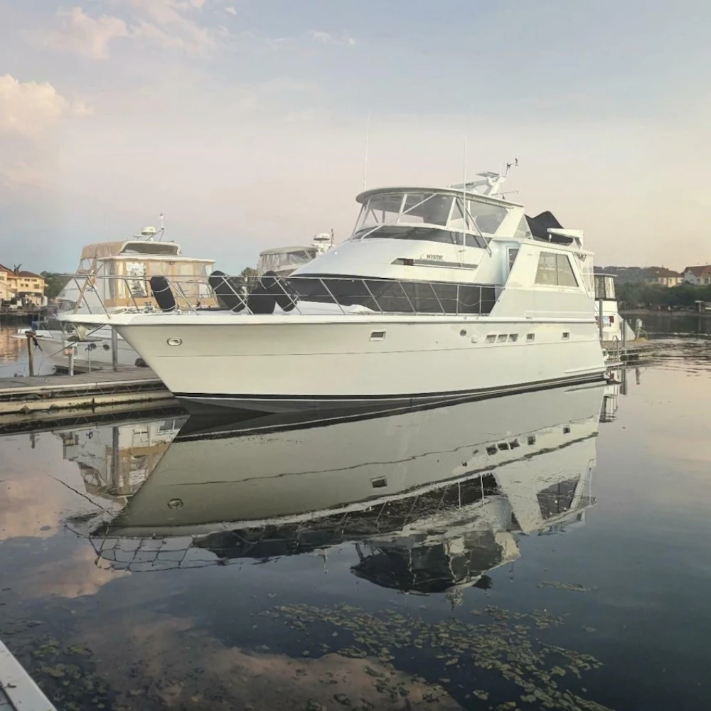 Hatteras 52 Sport Deck Motor Yacht Yacht For Sale