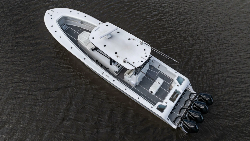 Front Runner 39 Center Console Yacht For Sale