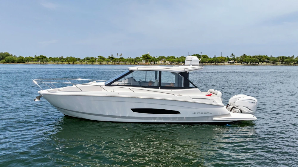 Regal 36 XO Yacht For Sale