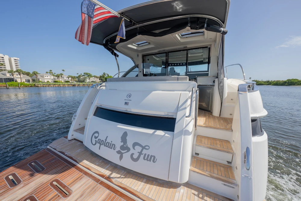 Riviera 4600 Yacht For Sale