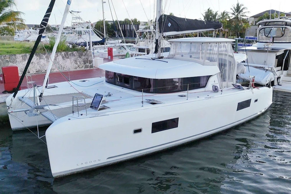 Lagoon 42 Yacht For Sale