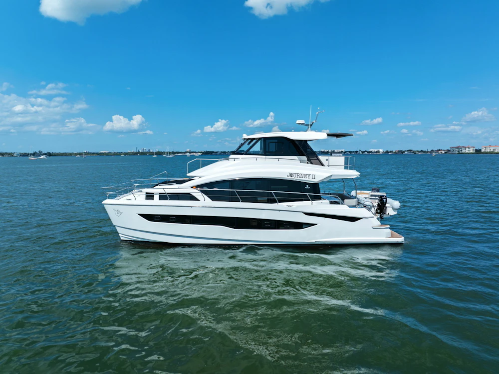 Aquila 54 Yacht Yacht For Sale