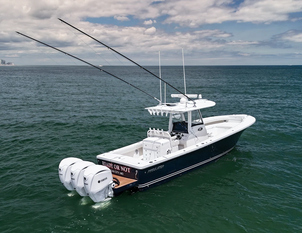 Regulator 34 CC Yacht For Sale