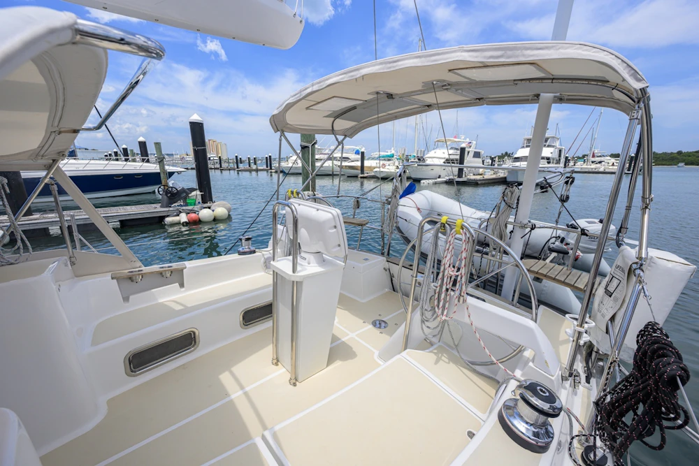 Tartan 395 Yacht For Sale