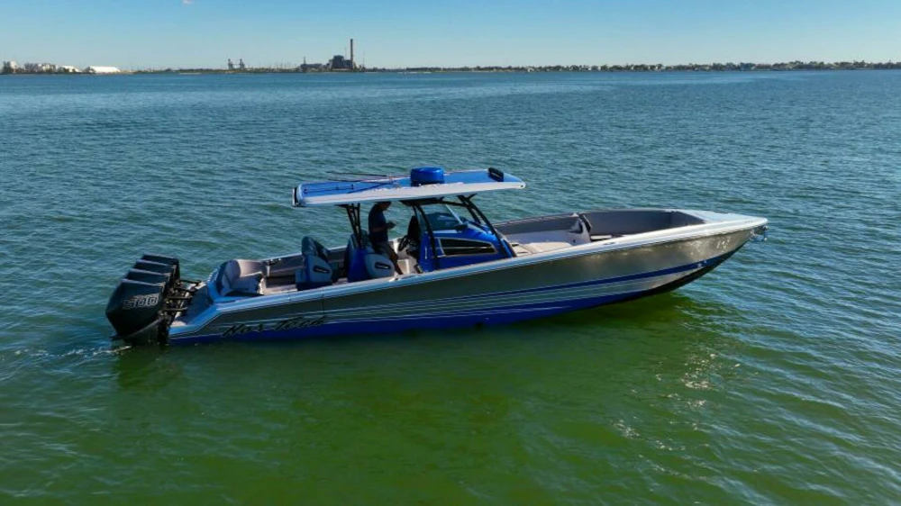 Nor-Tech 390 Sport Center Console Yacht For Sale