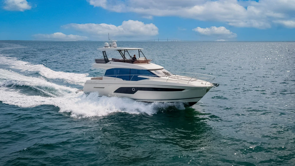 Prestige 520 Fly Yacht For Sale
