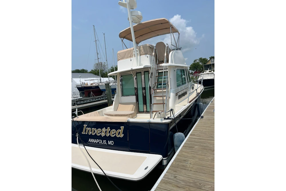 Sabre 42 Fly Bridge Sedan Yacht For Sale