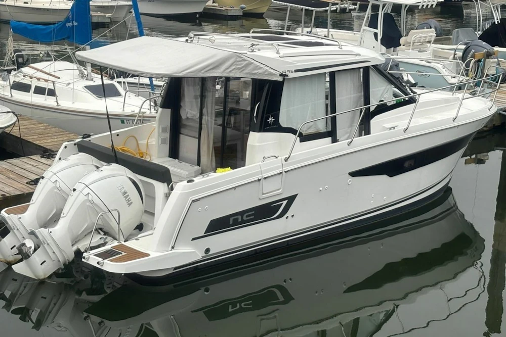 Jeanneau NC WEEKENDER 895 Yacht For Sale