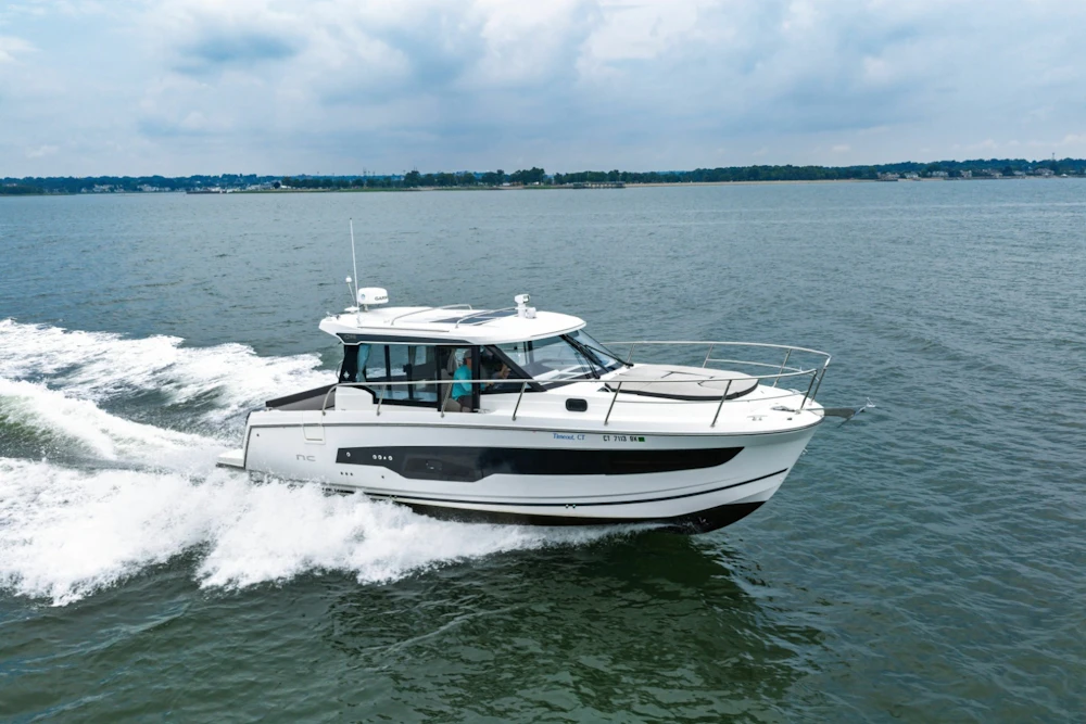 Jeanneau NC 1095 Weekender Yacht For Sale