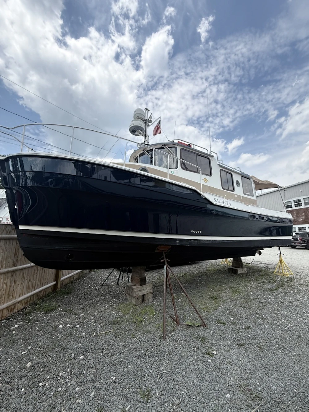 Ranger Tugs R-31 S Yacht For Sale