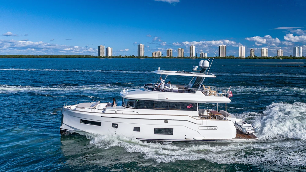 Sirena Flybridge Yacht For Sale