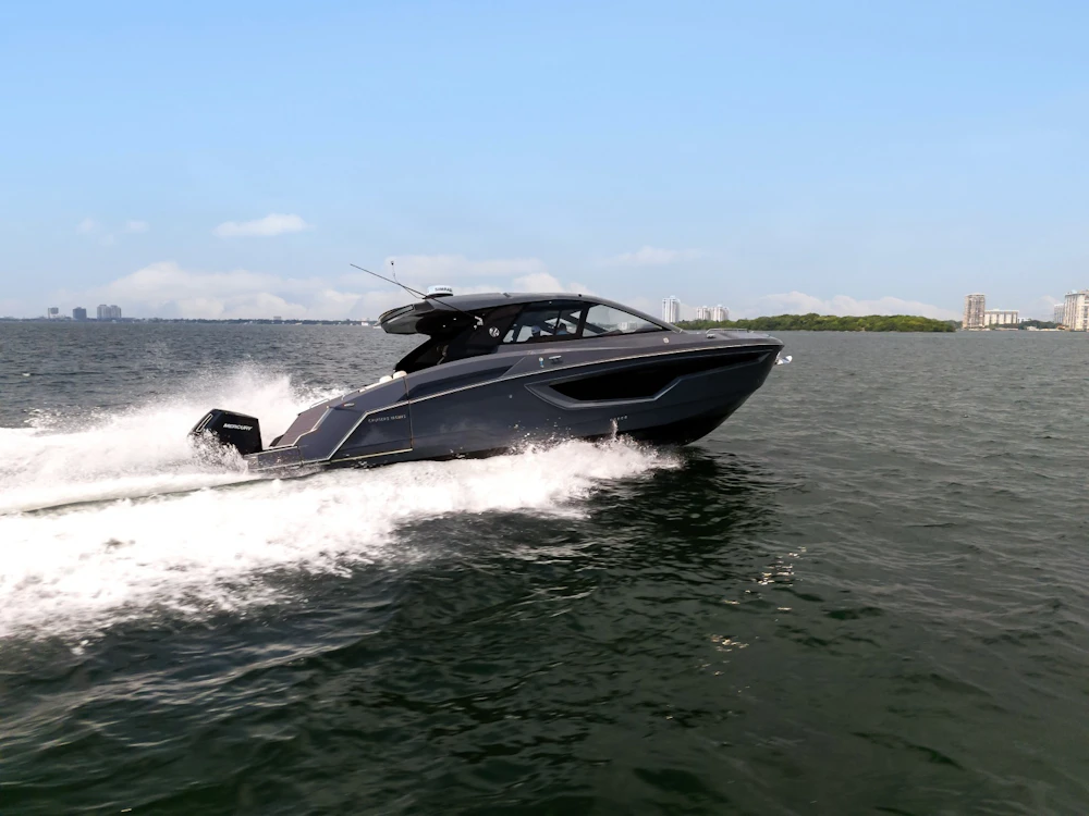 Cruisers Yachts 42 GLS OB Yacht For Sale