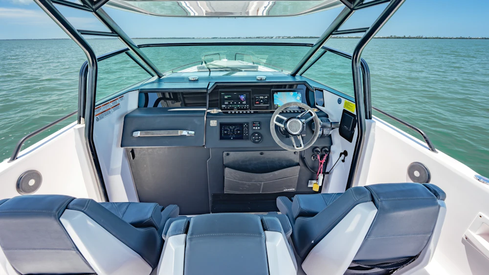 Axopar 37 Yacht For Sale
